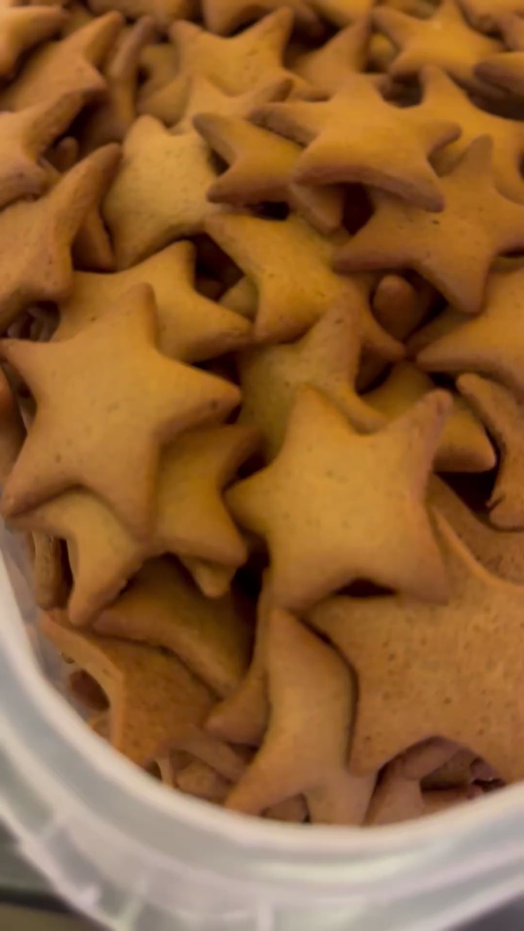 Sourdough Ginger Biscuits